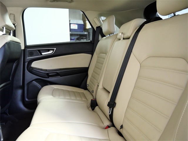 2024 Ford Edge SEL photo 14