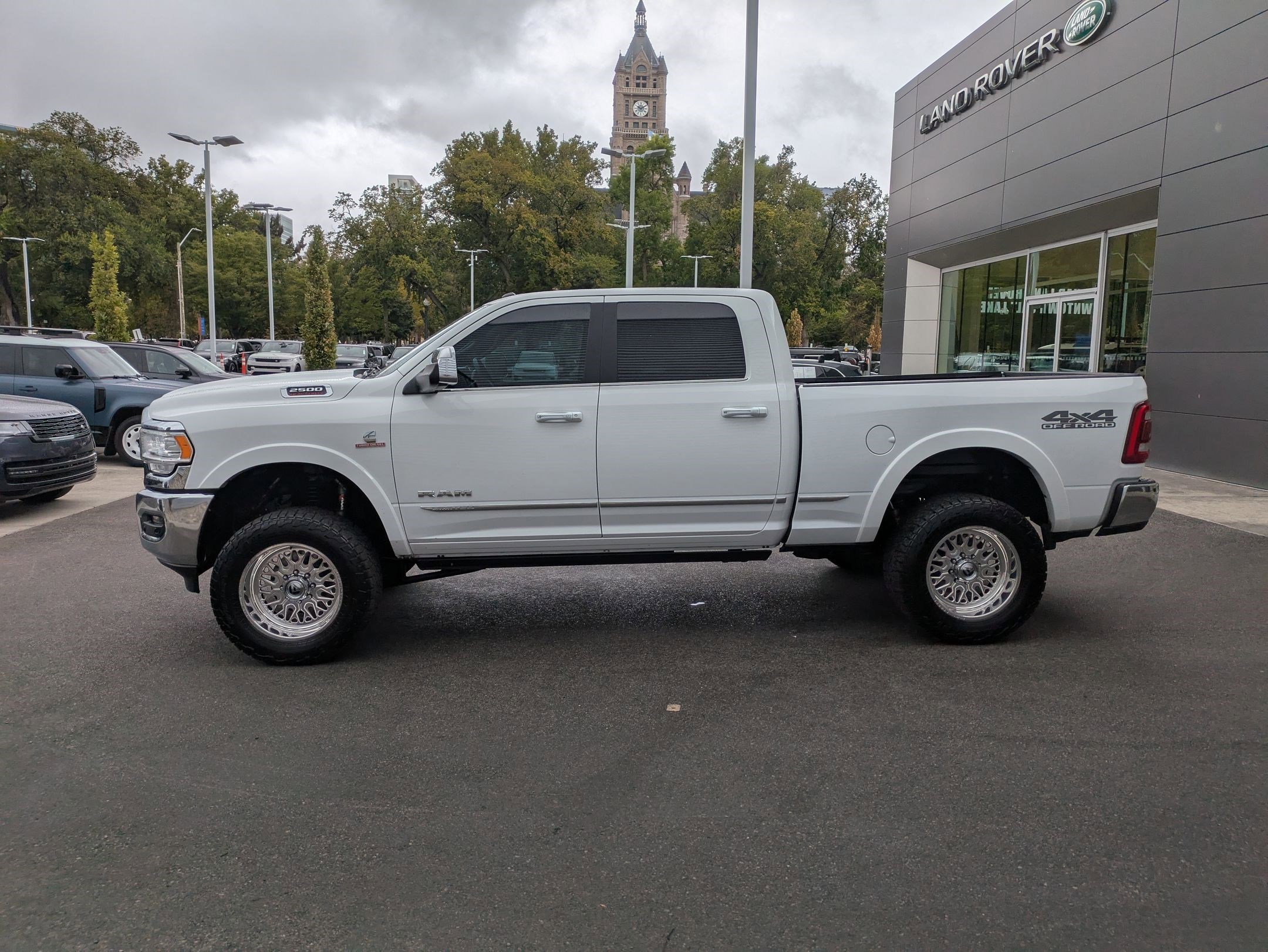 2022 Ram 2500 Limited photo 7