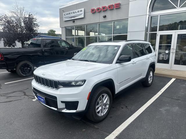 2025 Jeep Grand Cherokee L Laredo's photo