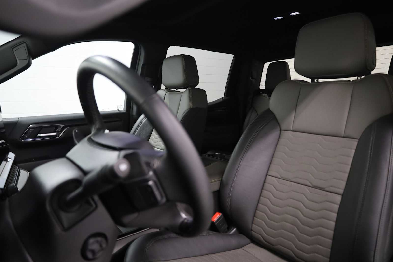 2024 Chevrolet Silverado 1500 ZR2 photo 4