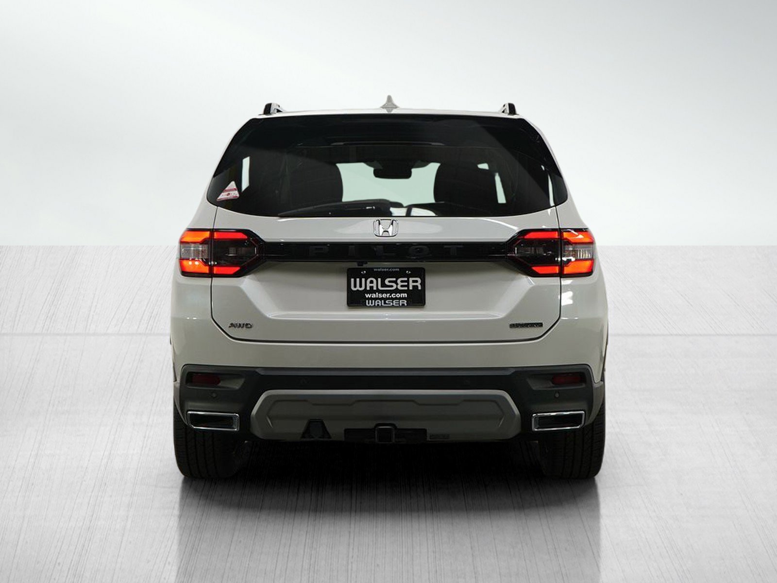 2023 Honda Pilot Touring photo 3