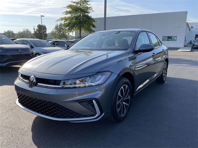 2025 Volkswagen Jetta 1.5T S photo 3