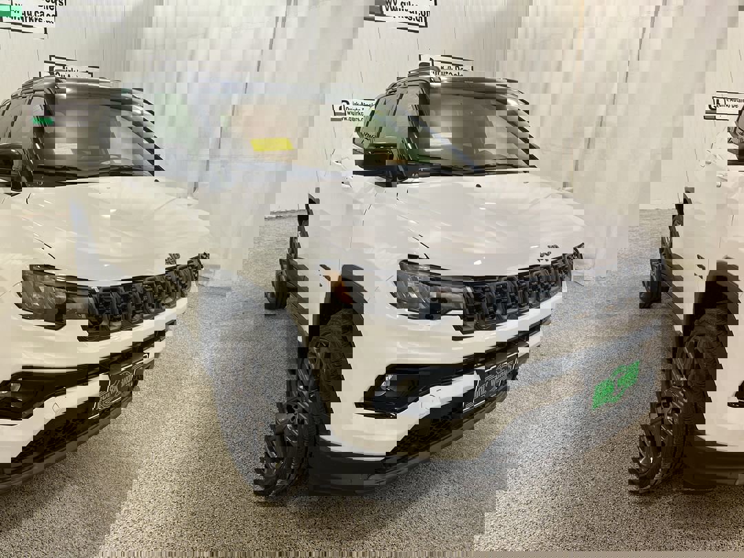 2026 Jeep Compass Limited Altitude's photo