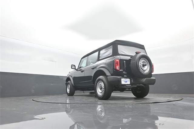 2025 Ford Bronco Base photo 30