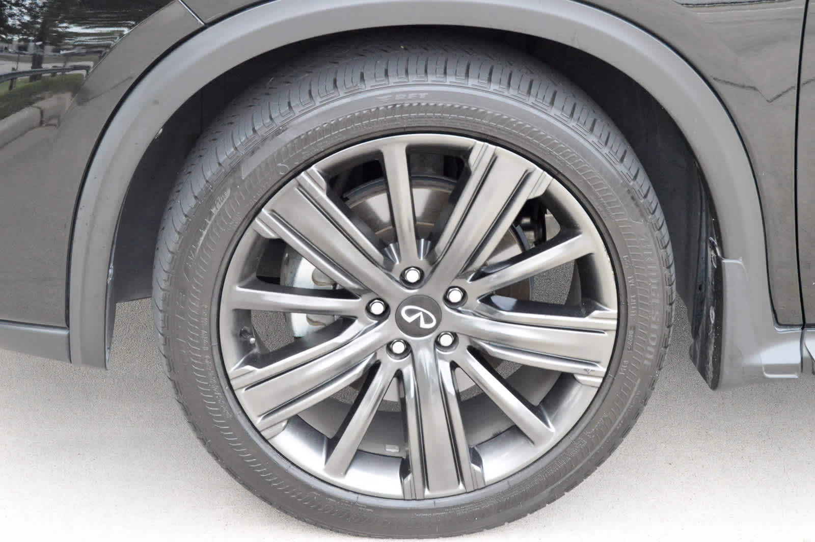2022 Infiniti QX50 Essential photo 7