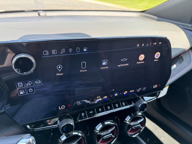 2025 Chevrolet Blazer EV RS photo 22
