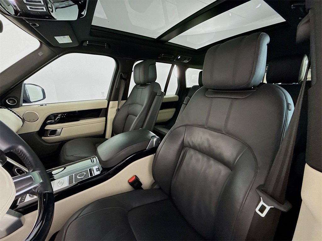 2021 Land Rover Range Rover P525 HSE HSE Westminster Edition photo 4