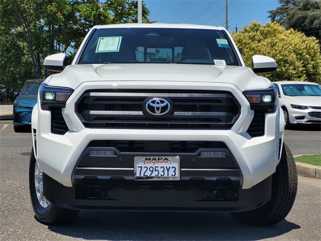 2024 Toyota Tacoma SR5 photo 3