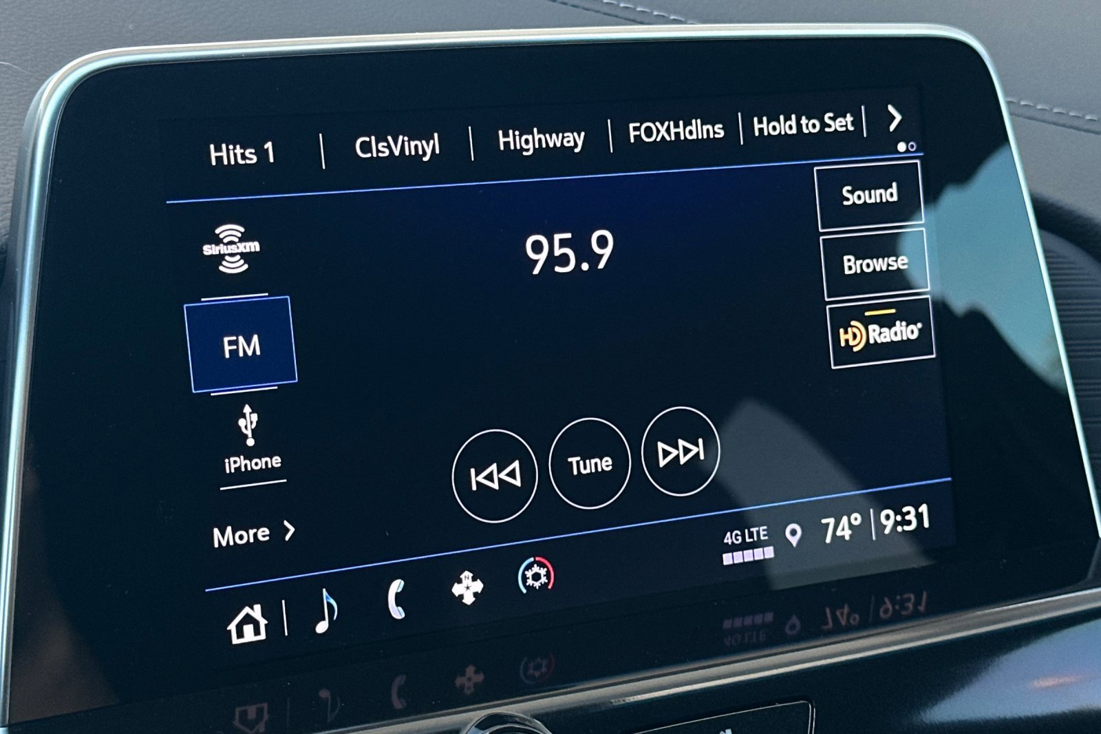 2024 Cadillac CT4 Luxury photo 24