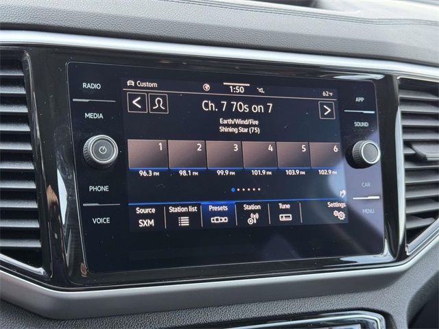 2022 Volkswagen Atlas V6 SE Technology photo 3