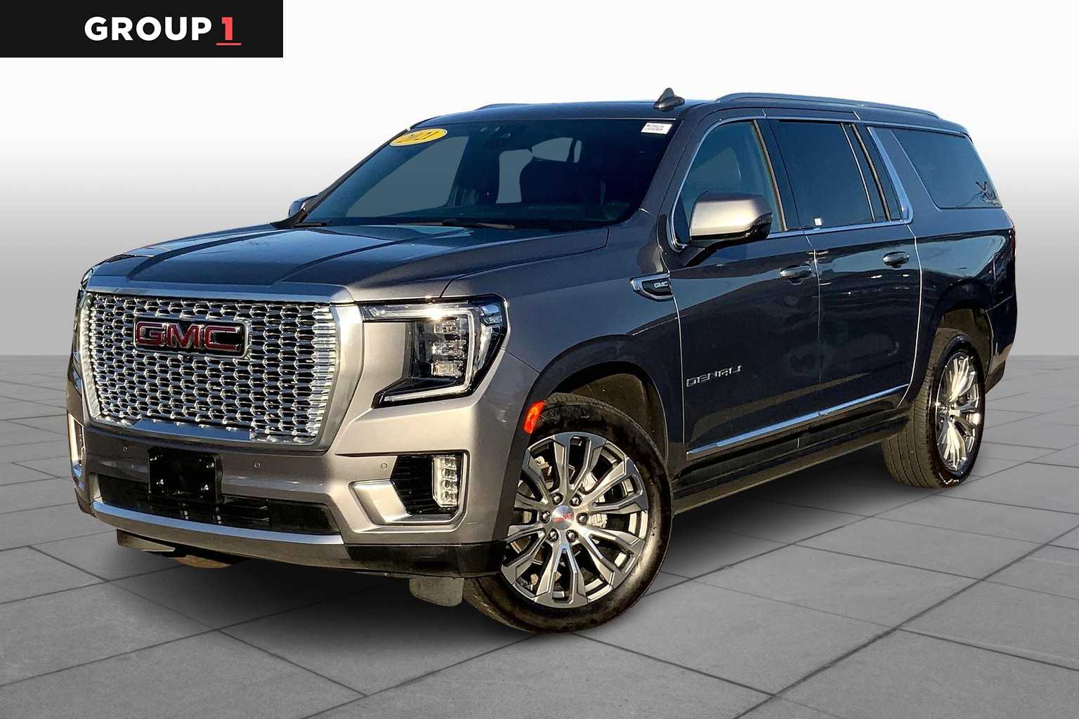 2021 GMC Yukon XL Denali's photo