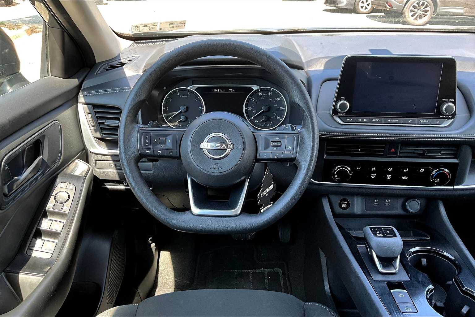 2024 Nissan Rogue S AWD photo 5