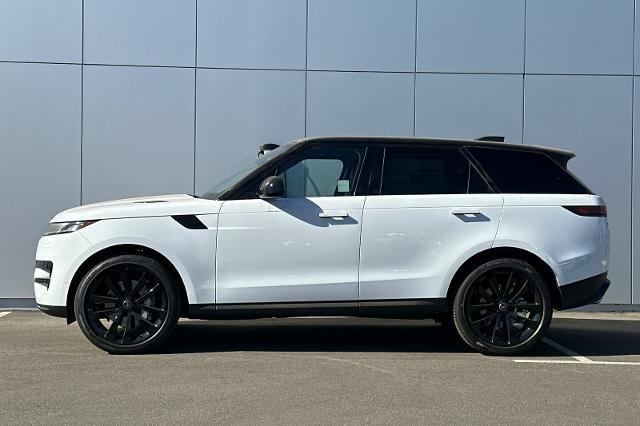 2025 Land Rover Range Rover Sport SE photo 2