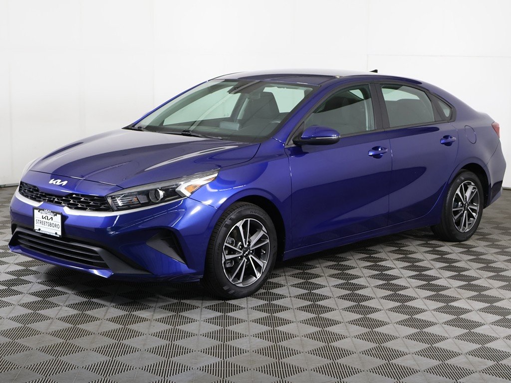 2023 Kia Forte LXS photo 7