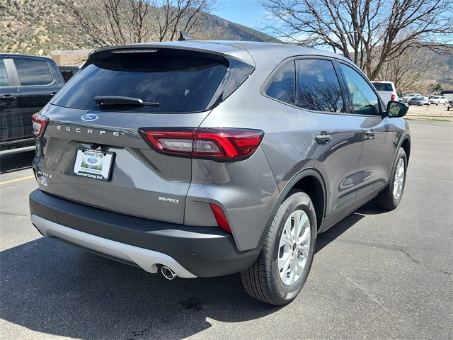 2025 Ford Escape Active photo 2