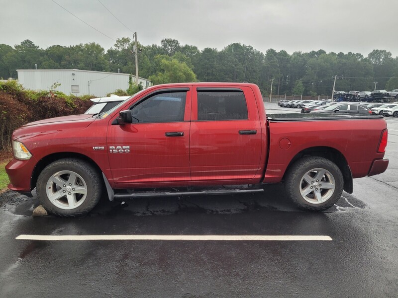 2014 Ram 1500 Express photo 3