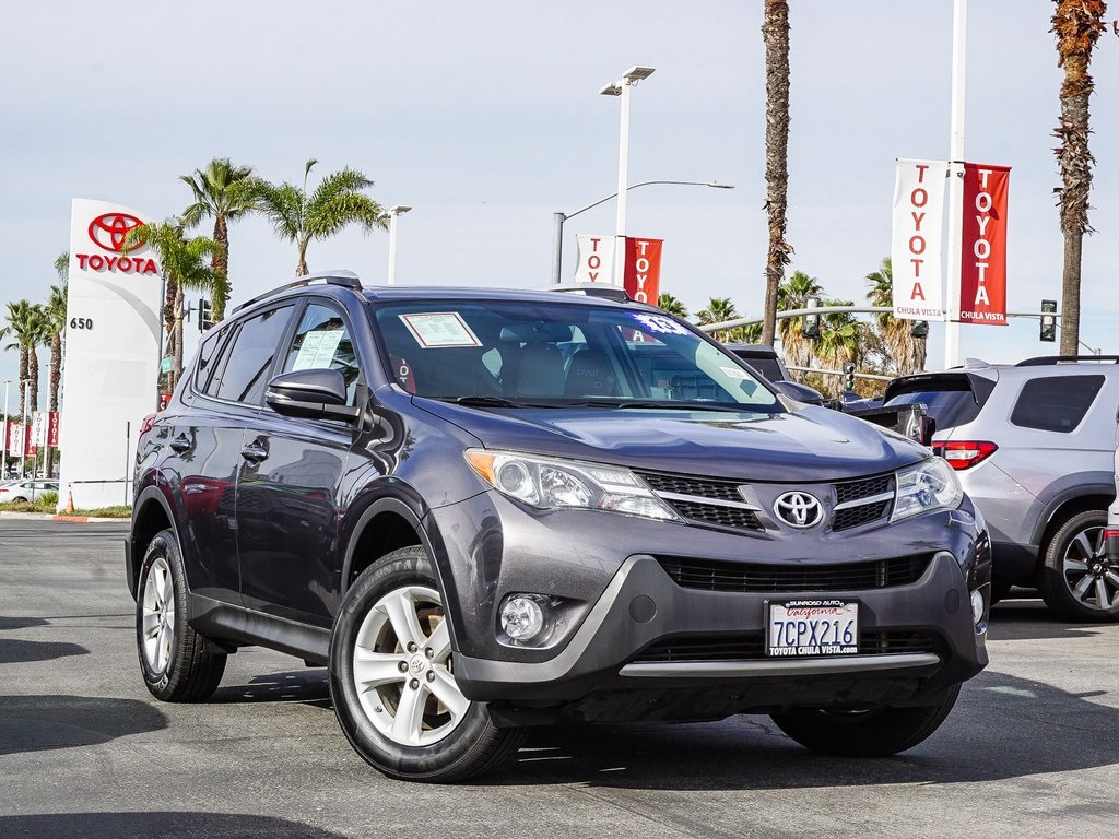 2013 Toyota RAV4 XLE's photo