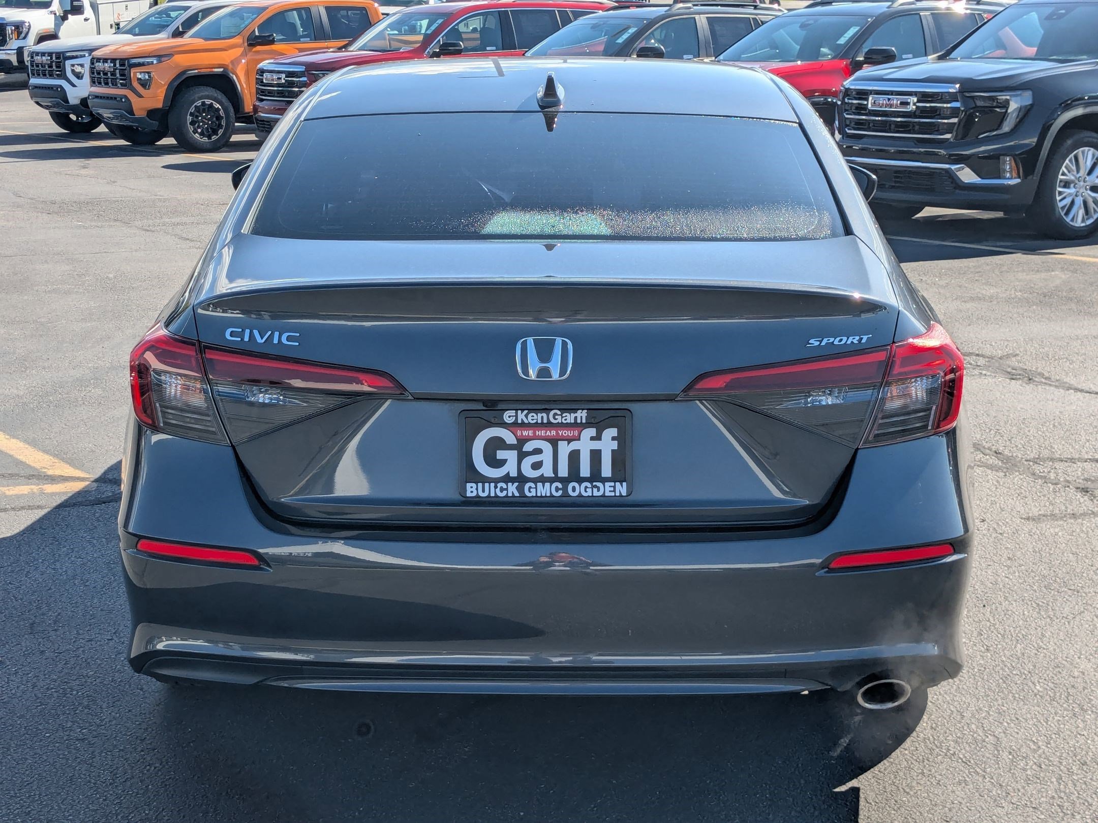2022 Honda Civic Sport photo 2