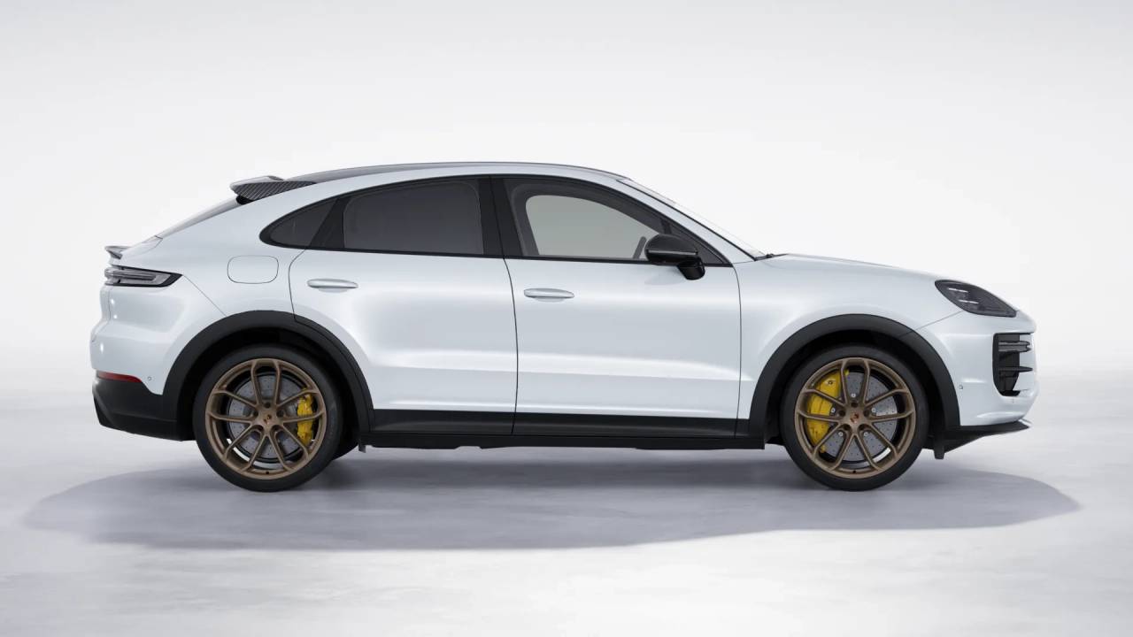 2026 Porsche Cayenne Turbo GT photo 6