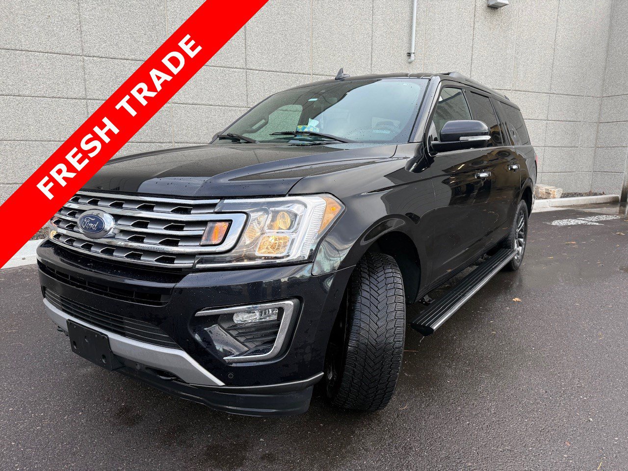 2021 Ford Expedition Limited's photo