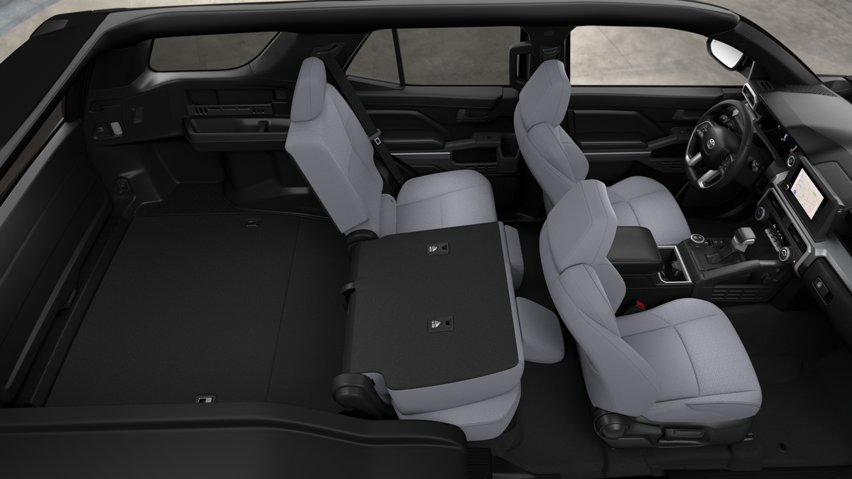 2025 Toyota 4Runner SR5 photo 15