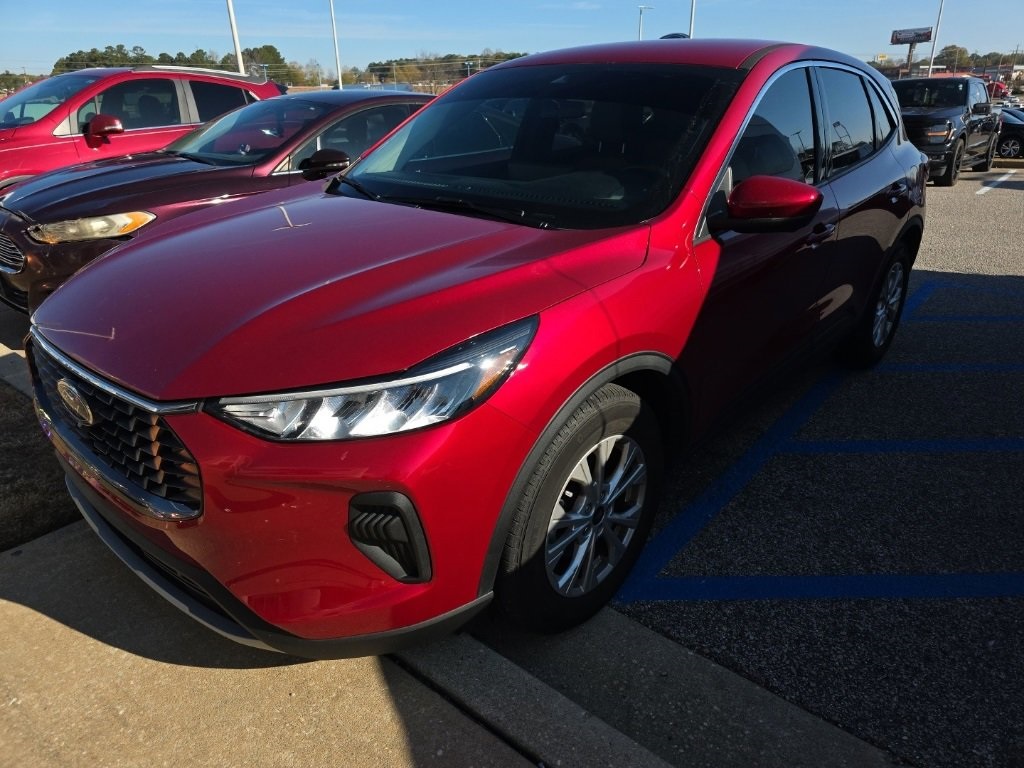 2023 Ford Escape Active's photo