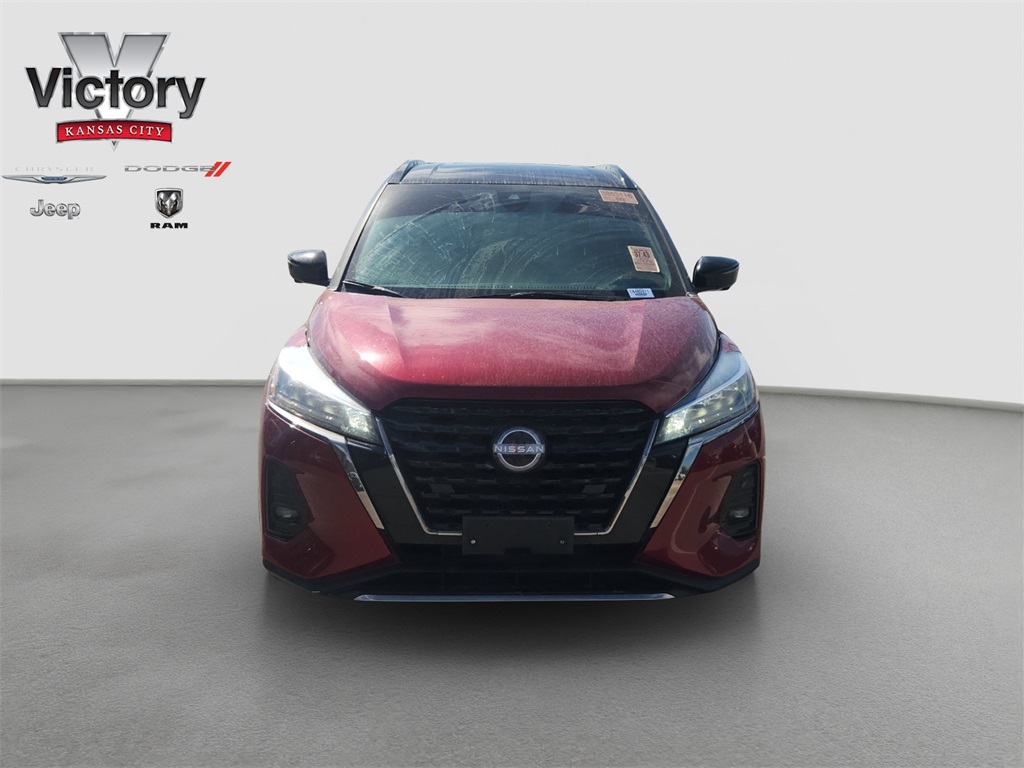 Used 2022 Nissan Kicks SR with VIN 3N1CP5DV3NL485971 for sale in Kansas City