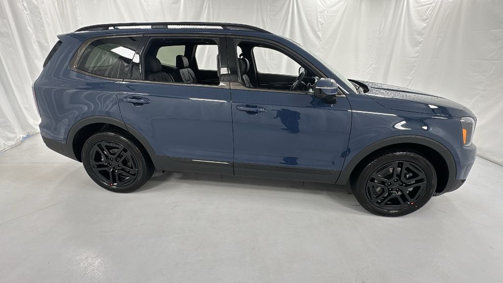 2025 Kia Telluride SX X-Line photo 2