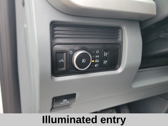 2026 Ford F-250 photo 5