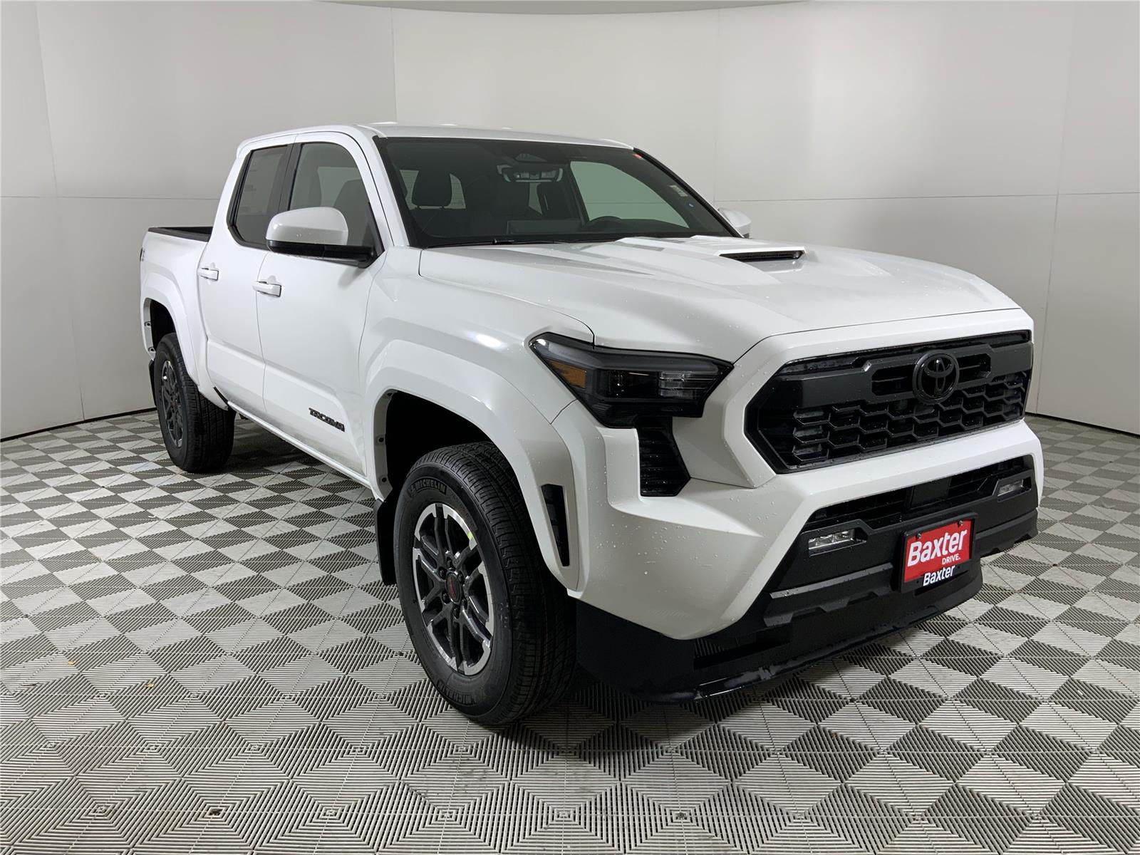 2026 Toyota Tacoma TRD Sport's photo