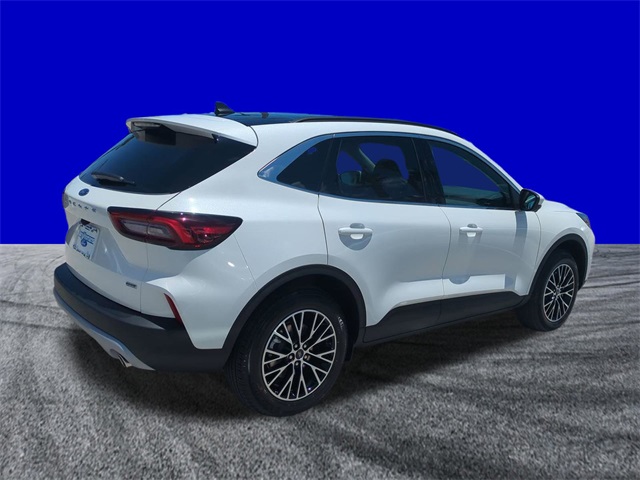 2025 Ford Escape Plug-In Hybrid photo 4