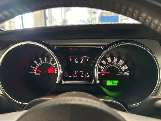 2005 Ford Mustang GT Deluxe Convertible photo 14