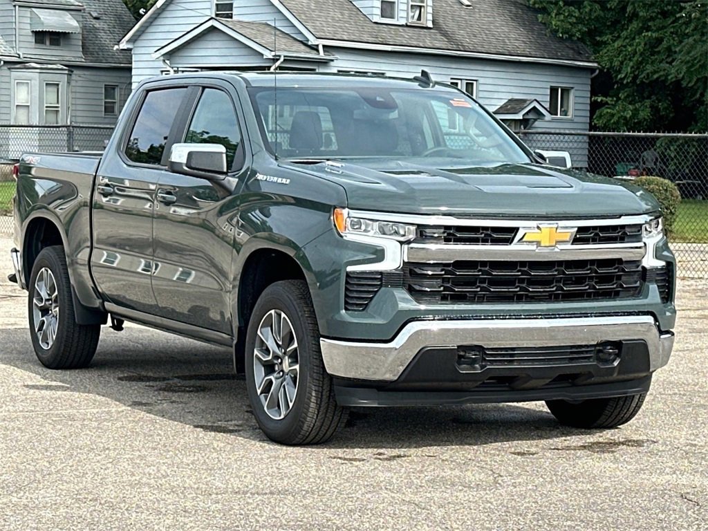 2025 Chevrolet Silverado 1500 LT photo 7