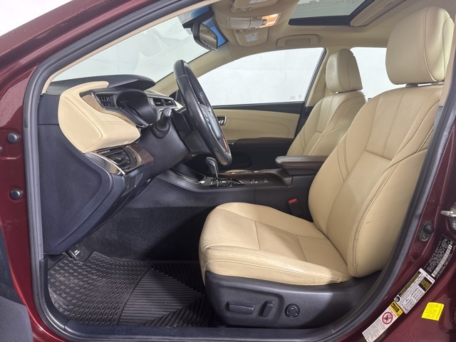 2015 Toyota Avalon XLE Premium photo 10