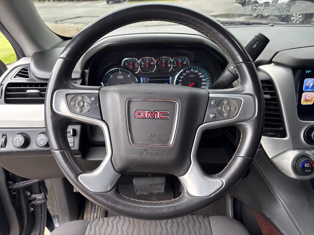 2017 Gmc Yukon SLE photo 31