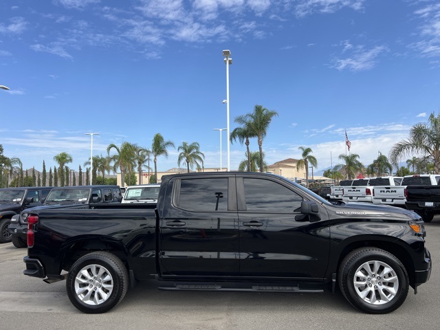 2022 Chevrolet Silverado 1500 Custom photo 5