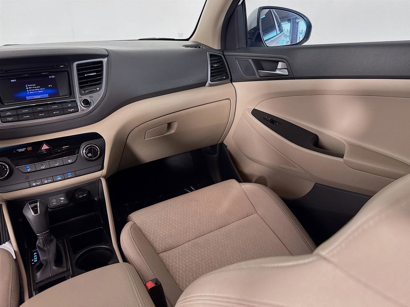 2017 Hyundai Tucson SE photo 17