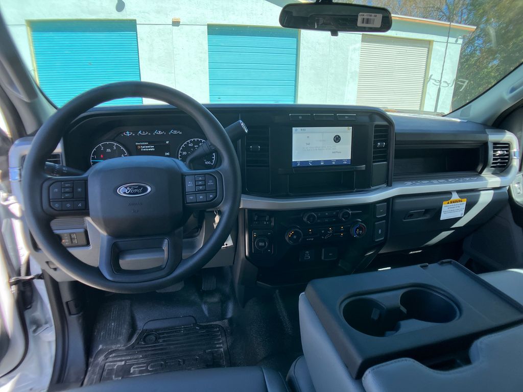 2024 Ford F-350 XL photo 16