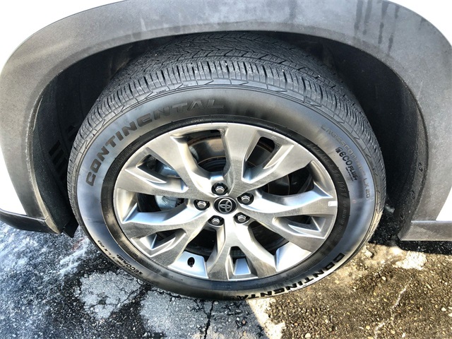 2025 Toyota Grand Highlander Limited photo 2