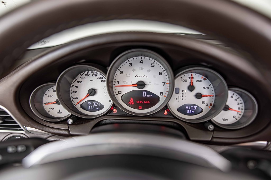 2012 PORSCHE 911 - Image 25