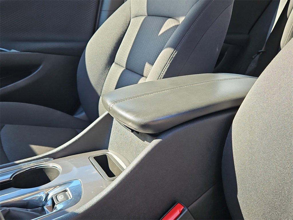 2023 Chevrolet Malibu 1LT photo 11