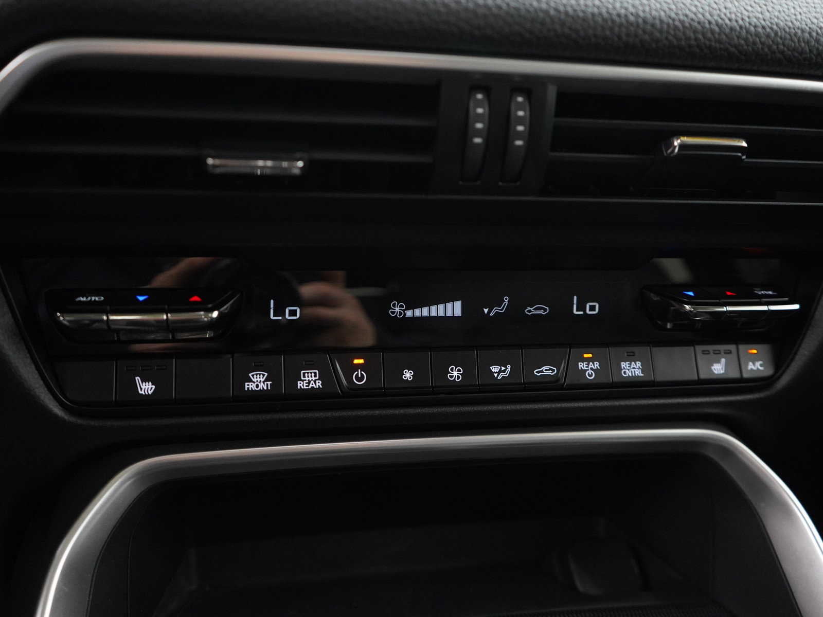 2024 Mazda CX-90 Preferred photo 21
