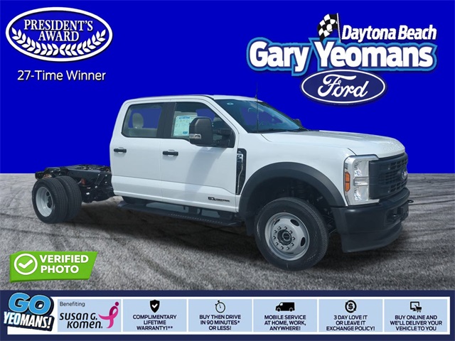2025 Ford F-450 Super Duty Chassis Cab XL's photo