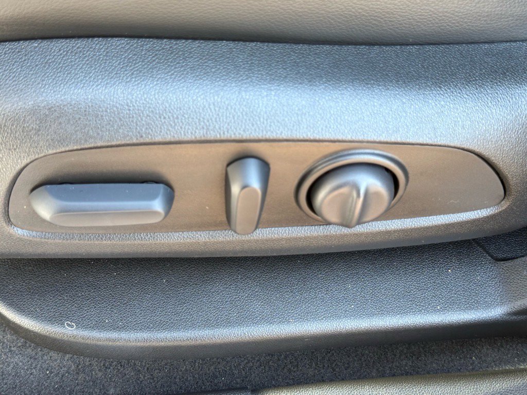 2023 Gmc Acadia SLT Elevation photo 4