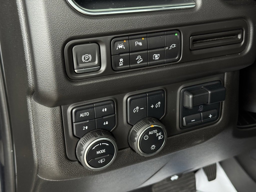 2022 Chevrolet Tahoe Z71 photo 33