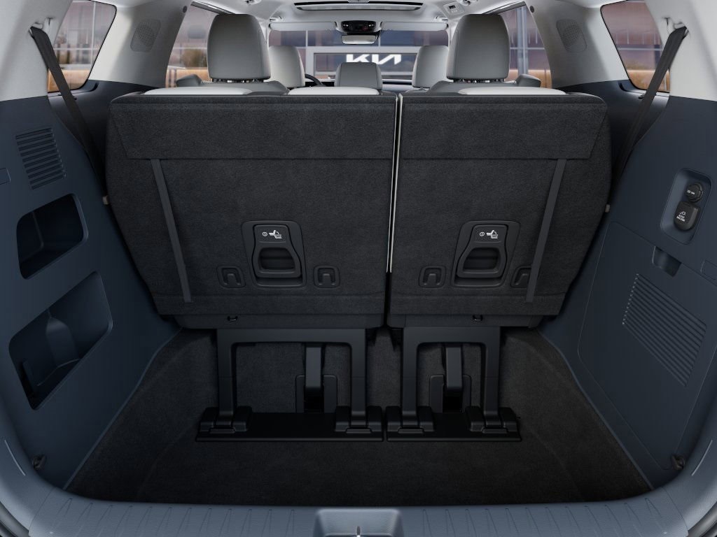2026 Kia Carnival SX photo 19