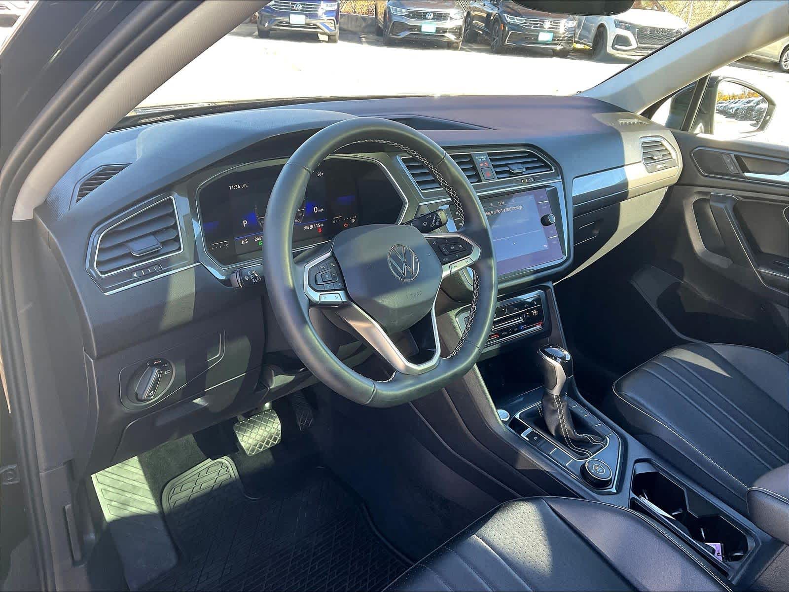 2022 Volkswagen Tiguan SE photo 4