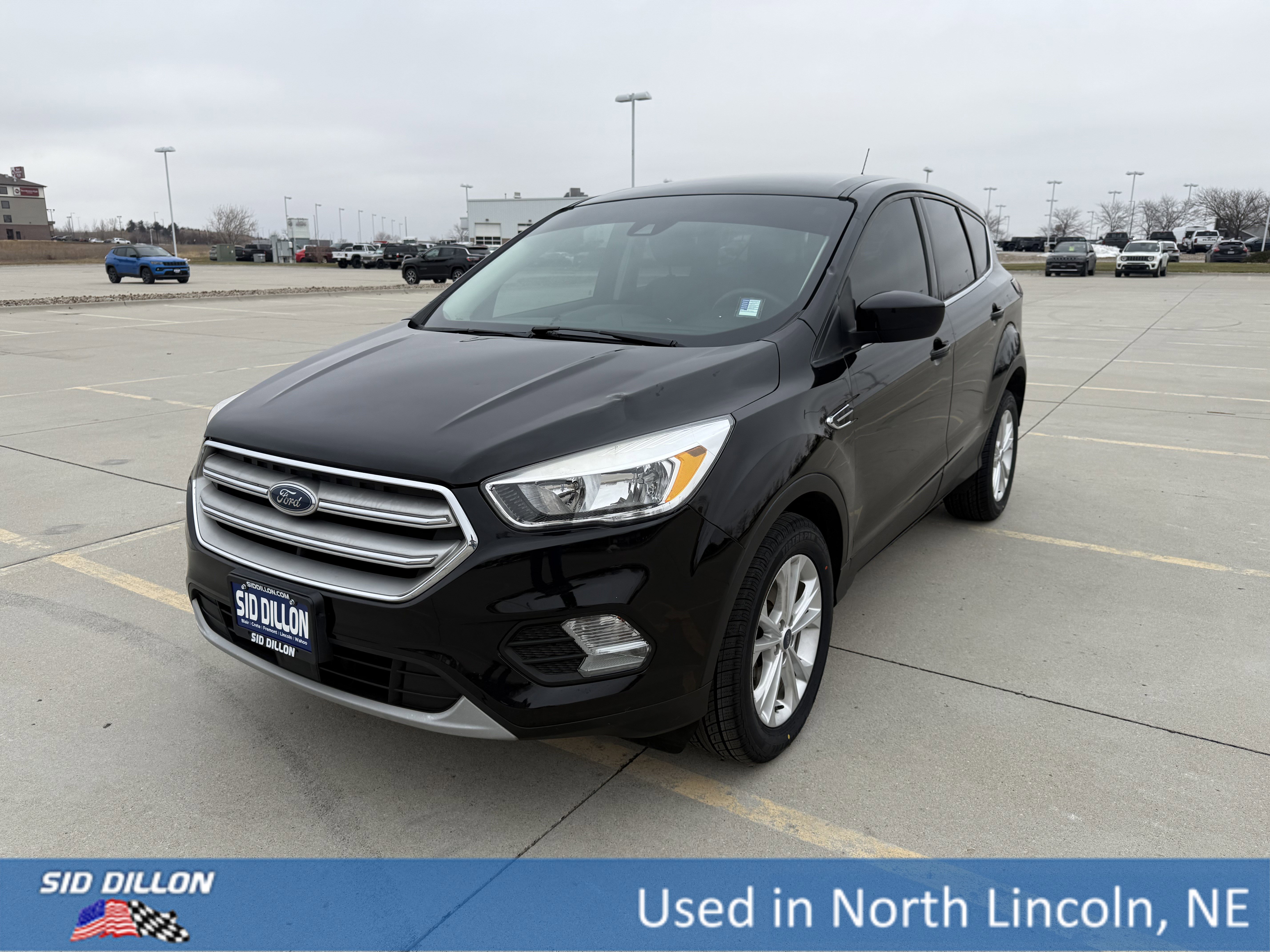 2019 Ford Escape SE's photo