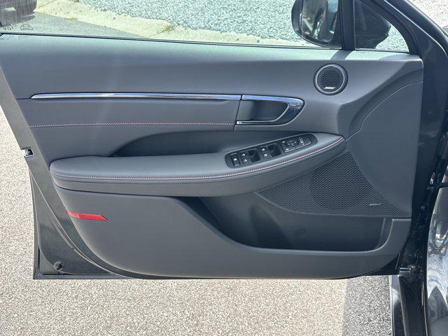2025 Hyundai Sonata N Line photo 9