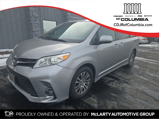 2018 Toyota Sienna XLE